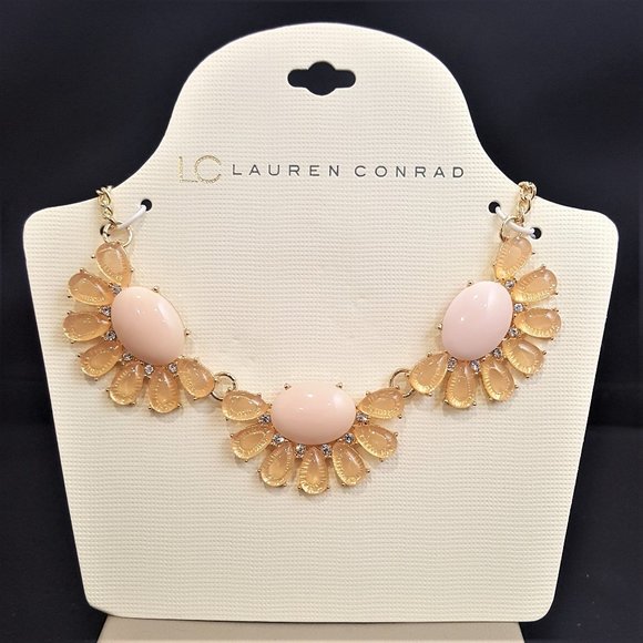 LC LAUREN CONRAD GOLD TONE REIN PEACH RHINESTONE NECKLACE NWT - Picture 1 of 2